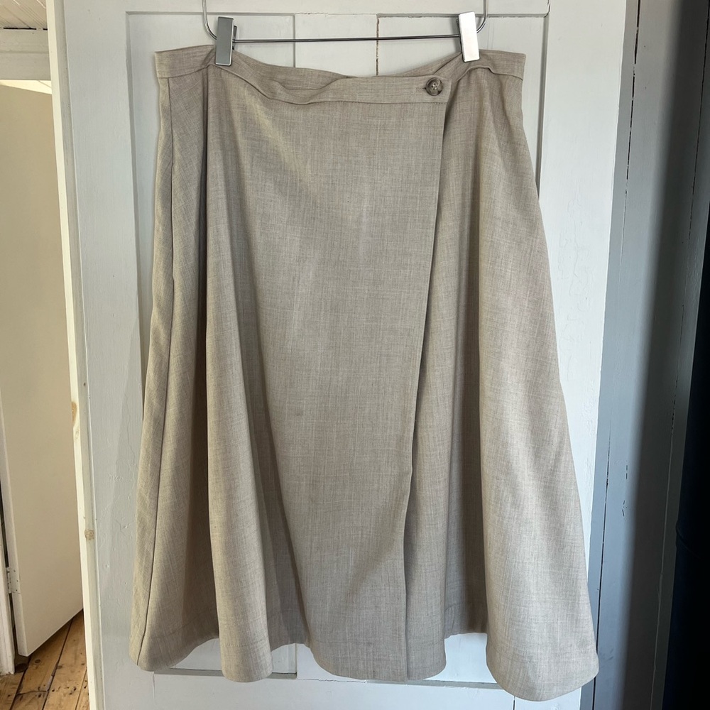 Betina Lou summer midi wrap skirt made in Canada size L or XL